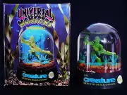 VINTAGE CREATURE FROM THE BLACK LAGOON * MONSTER SNOW GLOBE * WATERBALL * MINT!!