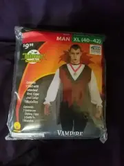 Mens vampire costume
