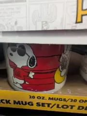Peanuts 2 Snoopy Mug set