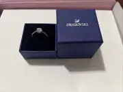 Swarovski Costella Ring Rnd M White/Rose 55