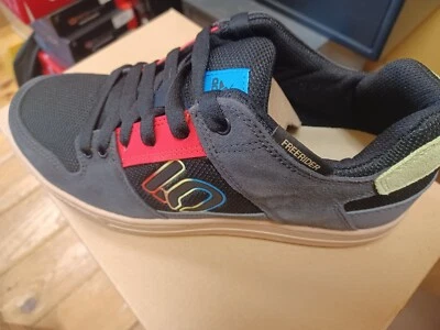 NIB 5TEN FREERIDER FLAT MTB SHOES SIZE US 8.5 CHARCOAL