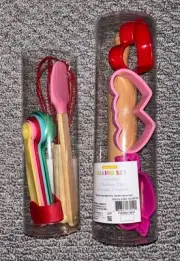 Target Pretend Play 11-piece Baking Set - Spoons/Spatula/Whisk/Rolling Pin - NEW