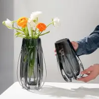 在飛比找樂天市場購物網優惠-高檔輕奢簡約創意手工琉璃花瓶插花軟裝飾工藝品樣板房水養鮮花瓶