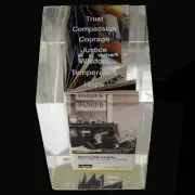 PARKER HANNIFIN ® Company - Desktop Lucite ADVERTISING Cube Paperweight - New