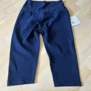 Beyond Yoga Spacedye Pedal Pusher High Waisted Legging - Blue Size M $92