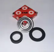 Scott Bonnar 45 PTO Seals And Bearing