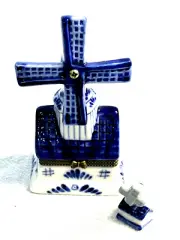 HAND PAINTED ARTICULATED WINDMILL DELFT HINGED TRINKET BOX -TINY TREASURE INSIDE