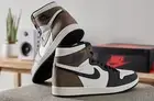 Air Jordan 1 Retro High OG Dark Mocha Size 10.5