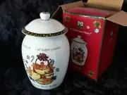 Portmeirion Studio PS Holiday Cookie Jar Susan Winget A Christmas Story