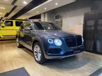 在飛比找Yahoo!奇摩拍賣優惠-豐群汽車 Bentley Bentayga V8 柴油 20