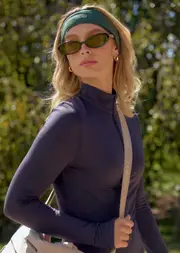 [Lorna Jane] Iconic Active 1/4 Zip Top in Blue, Size - Medium M Midnight Blue