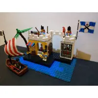 在飛比找蝦皮購物優惠-lego 6267藍官兵海軍看守所