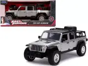 Jada 31984 2020 Jeep Gladiator Pickup Truck Silver with Black Top 1/24