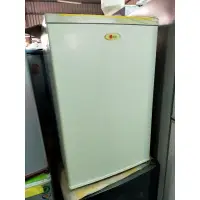 在飛比找蝦皮購物優惠-台中市南區德富二手家電--LG 75公升單門小冰箱--180
