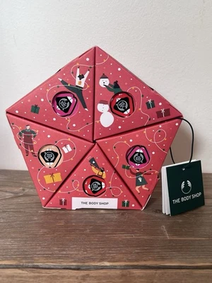 The Body Shop Fruity Lip Balm Gift Star ~ Set Of 5 Born Lippy Lip Balms