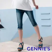 在飛比找momo購物網優惠-【Gennies 奇妮】率性刷色造型一體成型牛仔七分褲(藍/