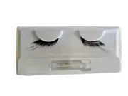 Napoleon Perdis "Daisy" REUSABLE false lashes - 1 pair - New in Box