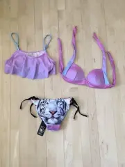 NWT 3 Pieces Wildfox Bikini Swim Reversible Bottom, Flutter Top, Tie Halter Top
