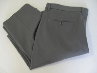 Dockers Mens Stretch Slim Fit Signature Khaki Pants Gray Sz 38x34 - NWT