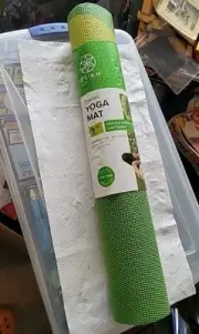 Gaiam Classic Yoga Mat Premium 3mm Thick Non-Slip Green Textured Sticky Lifetime