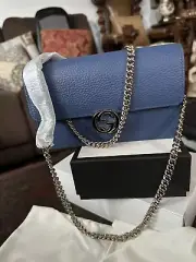 Gucci Interlocking G Chain Wallet Crossbody Blue NEW WITH BOX