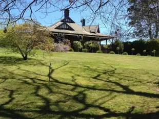 莫斯維爾老修道院民宿The Old Nunnery B & B Moss Vale