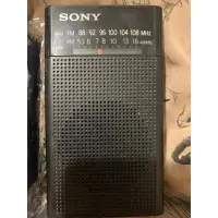 在飛比找蝦皮購物優惠-單入 二手 復古 懷舊 老物 sony 廣播 fm 收音機 