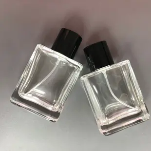 十個起賣 50ML精緻化妝品噴霧瓶便攜式香水分裝瓶高級香水瓶黑蓋透明玻璃瓶