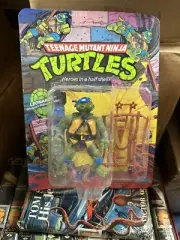 Playmates TMNT Leonardo 10 back MOC unpunched Teenage Mutant Ninja Turtles Rare