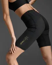 Light Speed Mid-Rise Compression Shorts, 2XU, S, Black/Gold Reflective, Female