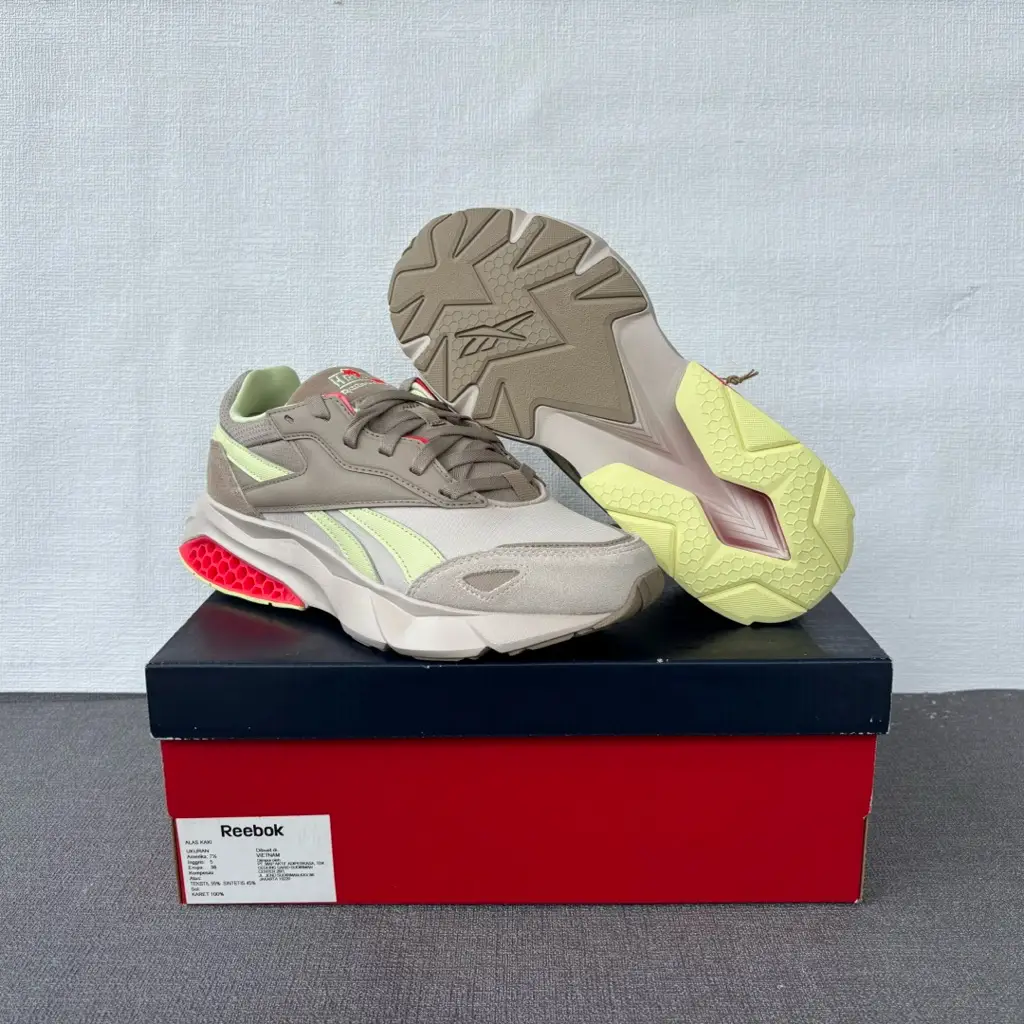 Reebok Legacy的優惠比較- 2025年09月|飛比價格