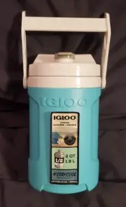 IGLOO Thermos Sport Drink Holder Hooks Half 1/2 Gallon Water Jug - Aquamarine
