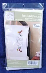 Set 2 Tobin Retro Cats T232136 Cross Stitch Stamped Pillowcases USA 20x30