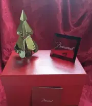 NIB FLAWLESS Stunning BACCARAT Noel Gold Glass SNOWY Crystal CHRISTMAS FIR TREE