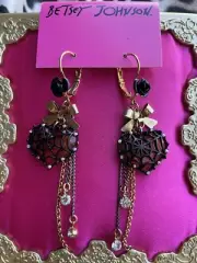 Betsey Johnson Vintage Vampire Slayer Spiderweb Lucite Pink Heart Web Earrings