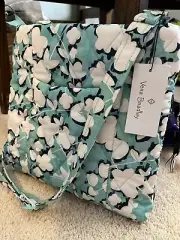NWT New Vera Bradley Ultralight Hipster Cut Vibes Cool