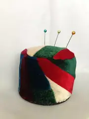 Pin cushion Homemade patchwork in gift box