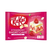 Nestle KitKat Strawberry Short-Cake Flavor chocolate Japanese Sweets