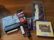 Boxy charm Items Mascara, Eyeshadow Palette, Lipstick, Contour, Beauty Sponge