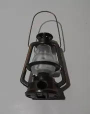 Novelty miniature kerosene lamp lantern manual pencil sharpener collectible