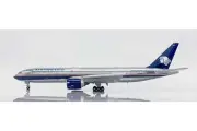 JC4AMX0025 JC Wings 777-300ER 1/400 Model N745AM Aeromexico