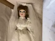 Vintage Danbury Mint Gloria Vanderbilt Porcelain Bride Doll Summer Bride 18"