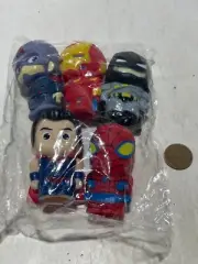 Finger Puppets 5 Pcs Superhero Figures Toys Set