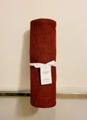 Williams Sonoma Boucle Table Runner 16 x 108" Burgundy Red NEW