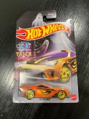 Hot Wheels SCORCHER Orange 2022 'Trick or Treat' Exclusive 1/5
