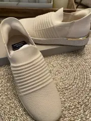 Kenneth cole Camerón EZ On Knit 7medium