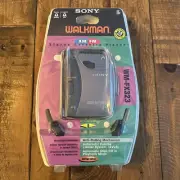 Vintage Sony WM-FX323 Walkman Portable Cassette Player AM/FM Radio NEW