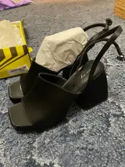 Brand New Sam Edelman Circus NY Women’s 6 Miranda Open Toe Platform Sandals