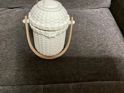 Partylite Nantucket Basket Weave Candleholder,( Box Is Damaged Some )