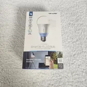 TP-Link LB120 Smart Wi-Fi LED Bulb w/ Tunable White Light, 11W, 800 Lumens - NEW